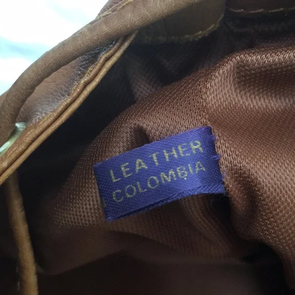 Unisex Leather Backpack - Picture 4 of 16